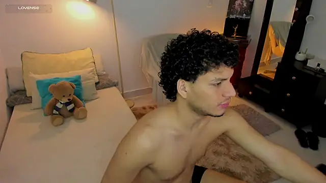 Curlblue online show from September 26, 2025, 12:09 pm