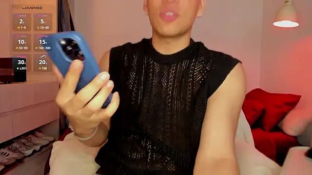 Curlblue online show from March 8, 2026, 2:26 am