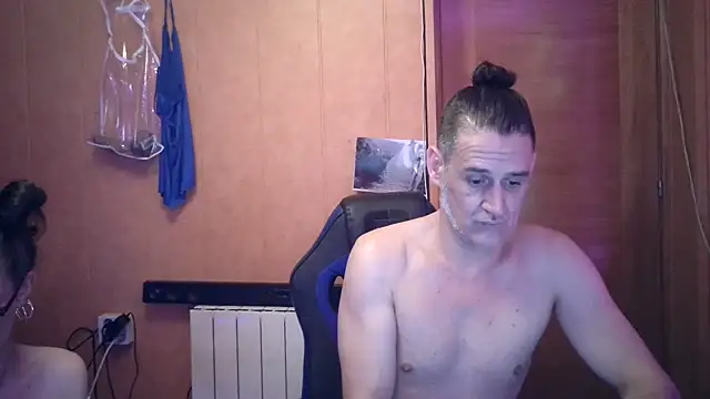 Snapshot of Lia_Y_PatrickX chatting on January 26, 2025, 2:24 am Lia Y PatrickX online show from January 26, 2025, 2:24 am