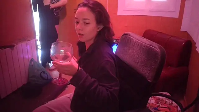 Snapshot of Lia_Y_PatrickX chatting on November 26, 2025, 8:37 am Lia Y PatrickX online show from November 26, 2025, 8:37 am