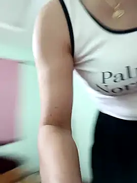 zizi public online show from September 20, 2025, 11:50 pm