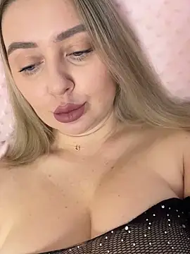 LadyLolyPop  online show from December 16, 2024, 4:02 am