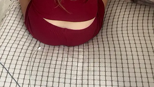 Ceyceys online show from October 10, 2025, 7:40 am