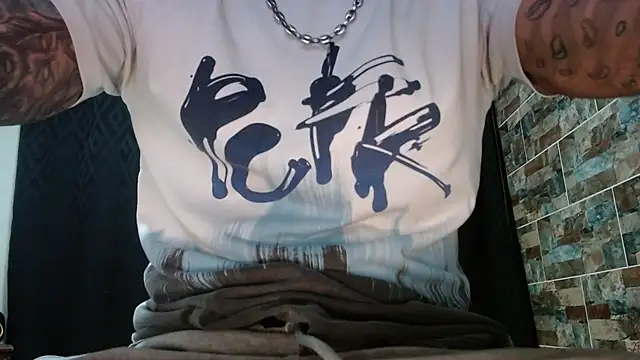 Snapshot of babyrecord1 chatting on February 24, 2025, 2:15 pm babyrecord1 online show from February 24, 2025, 2:15 pm