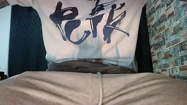 Snapshot of babyrecord1 chatting on February 27, 2025, 7:47 pm babyrecord1 online show from February 27, 2025, 7:47 pm