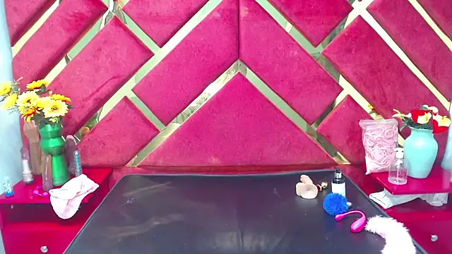 Sweet Annyy online show from March 12, 2025, 4:13 pm