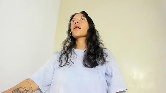 Snapshot of lexyfyre chatting on April 11, 2026, 12:09 pm lexyfyre online show from April 11, 2026, 12:09 pm