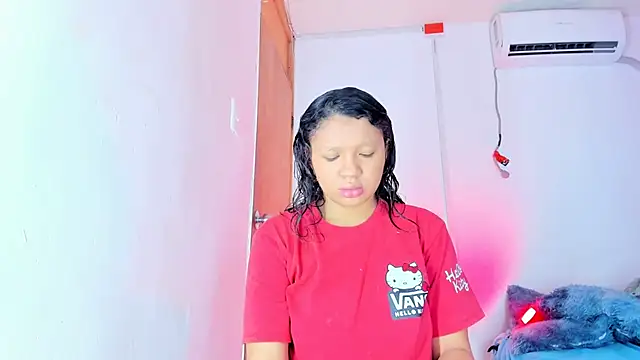 Emily Coper18 online show from September 16, 2025, 1:23 pm