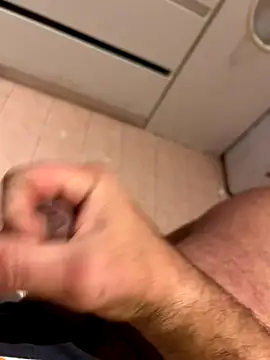 Snapshot of Angeloggaa chatting on October 8, 2025, 4:26 pm Angeloggaa online show from October 8, 2025, 4:26 pm