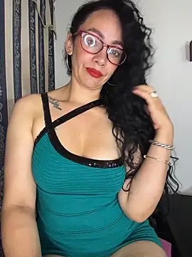 Snapshot of JULYSEX1 chatting on April 13, 2026, 12:32 pm JULYSEX1 online show from April 13, 2026, 12:32 pm