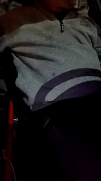 Snapshot of Sarpe84 chatting on December 13, 2024, 5:05 am Sarpe84 online show from December 13, 2024, 5:05 am