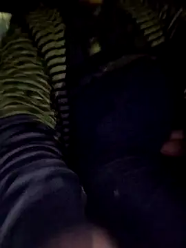 Snapshot of Sarpe84 chatting on February 6, 2025, 4:03 pm Sarpe84 online show from February 6, 2025, 4:03 pm