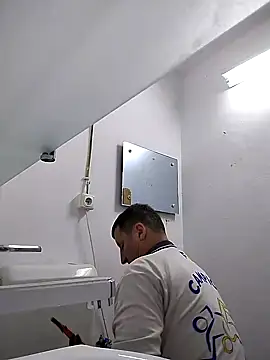 Snapshot of Sarpe84 chatting on February 8, 2025, 8:31 am Sarpe84 online show from February 8, 2025, 8:31 am