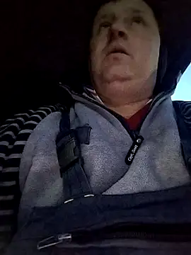 Snapshot of Sarpe84 chatting on February 21, 2025, 4:05 pm Sarpe84 online show from February 21, 2025, 4:05 pm