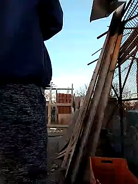 Snapshot of Sarpe84 chatting on March 6, 2025, 3:45 pm Sarpe84 online show from March 6, 2025, 3:45 pm