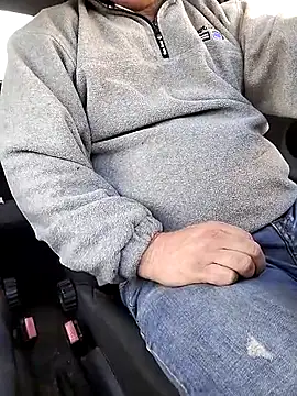 Snapshot of Sarpe84 chatting on March 8, 2025, 5:28 am Sarpe84 online show from March 8, 2025, 5:28 am