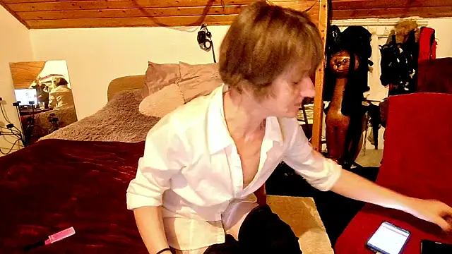 Hot Colettte online show from February 26, 2026, 7:35 pm