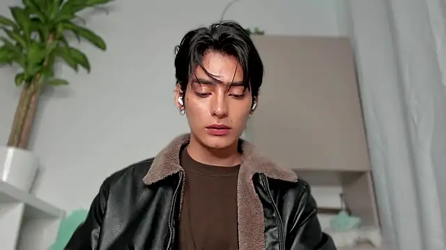 Snapshot of sebas_rose chatting on January 27, 2025, 6:19 am sebas rose online show from January 27, 2025, 6:19 am