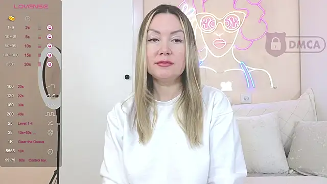 ElleCherry online show from January 16, 2025, 12:45 am