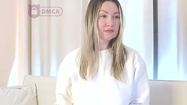 ElleCherry online show from March 7, 2025, 9:59 pm