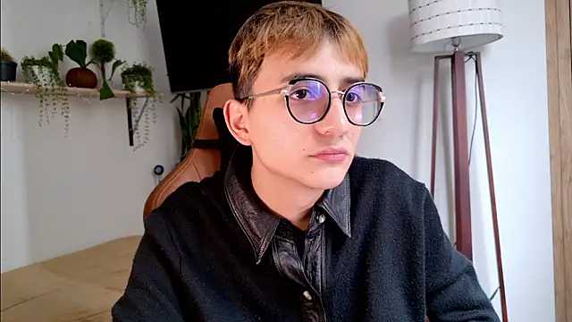 Mr evan1 online show from January 14, 2026, 2:23 pm