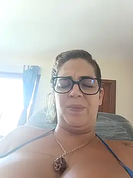 Snapshot of Escarlate4you_ chatting on March 1, 2025, 4:11 pm Escarlate4you online show from March 1, 2025, 4:11 pm