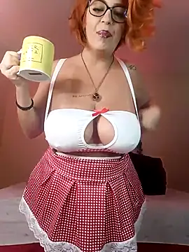 Snapshot of Escarlate4you_ chatting on September 28, 2025, 11:59 am Escarlate4you online show from September 28, 2025, 11:59 am