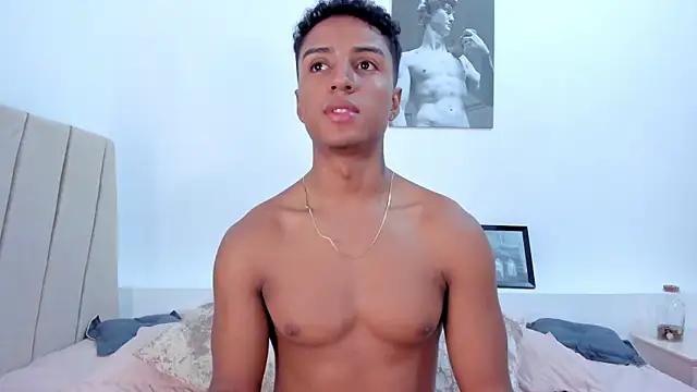 MagnusKing  online show from July 28, 2026, 3:24 am