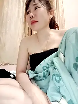 Snapshot of Ana_love2000 chatting on February 15, 2025, 2:22 pm Ana love2000 online show from February 15, 2025, 2:22 pm