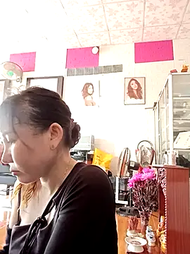 Snapshot of Ana_love2000 chatting on March 1, 2025, 8:45 am Ana love2000 online show from March 1, 2025, 8:45 am