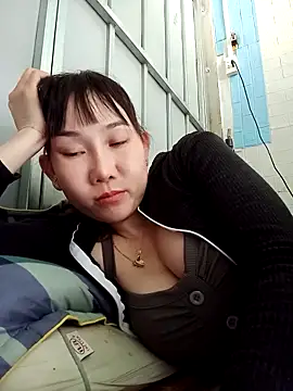 Snapshot of Ana_love2000 chatting on September 18, 2025, 1:18 am Ana love2000 online show from September 18, 2025, 1:18 am