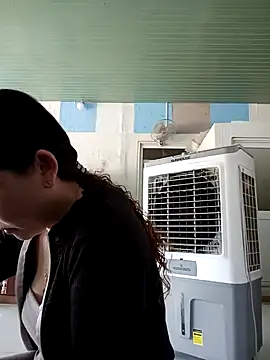 Snapshot of Ana_love2000 chatting on October 7, 2025, 2:20 am Ana love2000 online show from October 7, 2025, 2:20 am