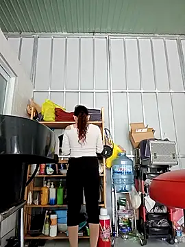 Snapshot of Ana_love2000 chatting on October 14, 2025, 2:12 am Ana love2000 online show from October 14, 2025, 2:12 am