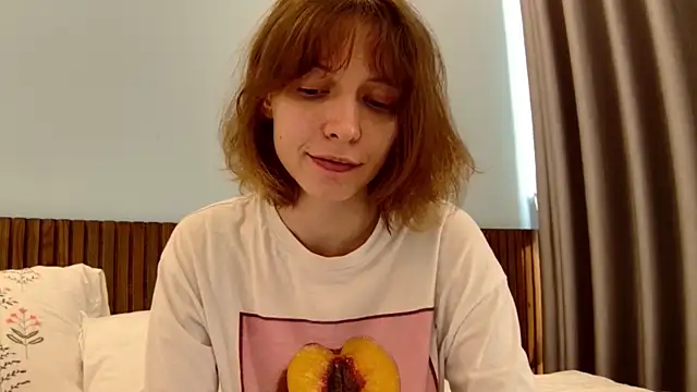 Snapshot of sun_place chatting on February 14, 2025, 9:24 am sun place online show from February 14, 2025, 9:24 am