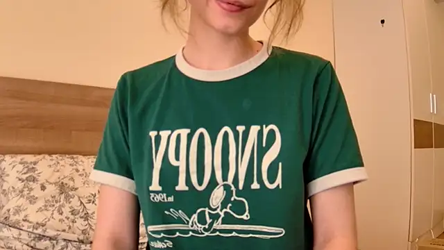 Snapshot of sun_place chatting on March 14, 2025, 5:05 am sun place online show from March 14, 2025, 5:05 am