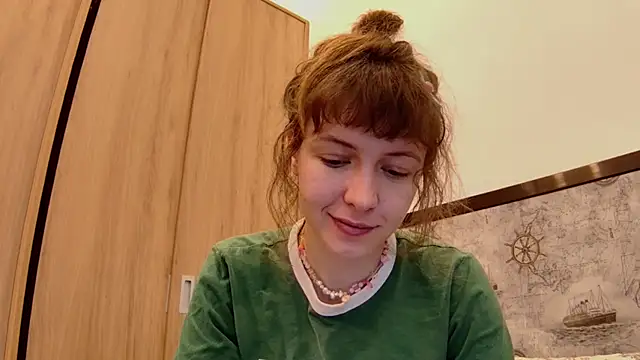 Snapshot of sun_place chatting on September 17, 2025, 4:25 am sun place online show from September 17, 2025, 4:25 am