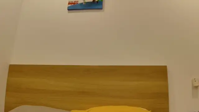 Snapshot of sun_place chatting on October 2, 2025, 6:04 pm sun place online show from October 2, 2025, 6:04 pm