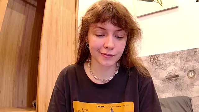 Snapshot of sun_place chatting on November 12, 2025, 5:30 am sun place online show from November 12, 2025, 5:30 am