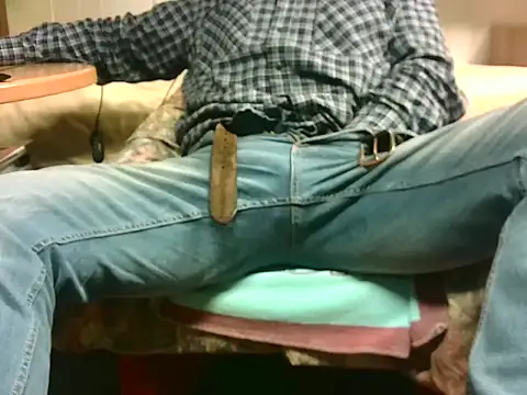 Giulio35 Pika online show from March 9, 2026, 4:11 pm