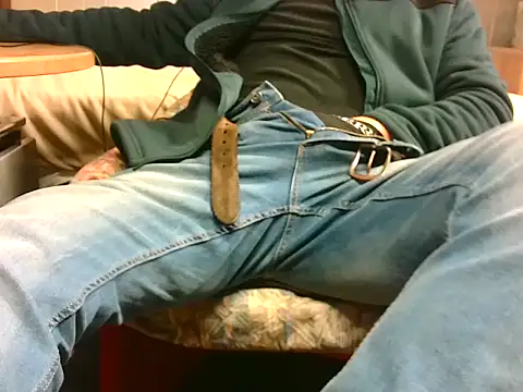 Giulio35 Pika online show from March 23, 2026, 1:26 pm