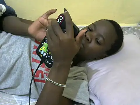 hey its andreana online show from January 27, 2025, 7:56 pm