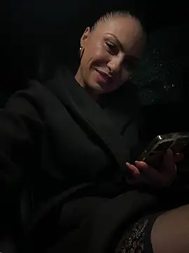 KimKelly13 online show from February 13, 2026, 3:46 am