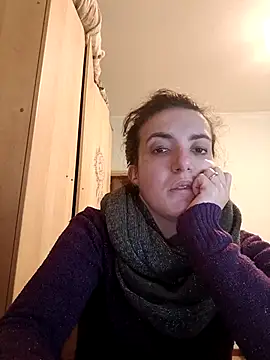 Snapshot of LadyMinnie chatting on November 13, 2025, 5:12 pm LadyMinnie online show from November 13, 2025, 5:12 pm