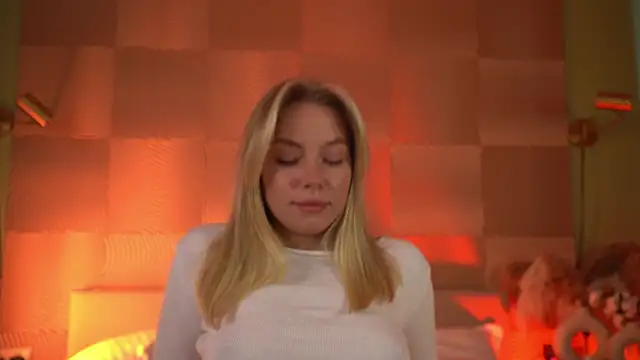 -Snowwwy- online show from January 16, 2025, 8:00 am