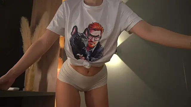 -Snowwwy- online show from March 17, 2025, 2:12 pm