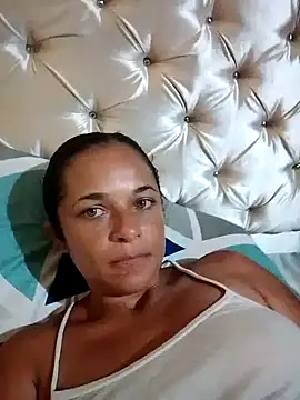 GiveLove1 online show from December 22, 2025, 2:47 pm