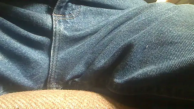 markluvskitty online show from July 24, 2026, 2:04 pm