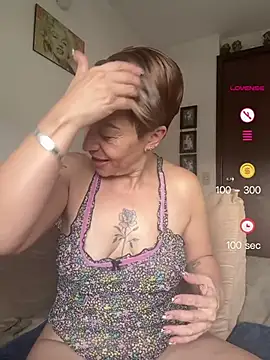Snapshot of elmarsexydoll chatting on July 12, 2026, 11:56 am elmarsexydoll online show from July 12, 2026, 11:56 am