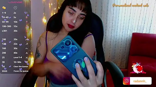 AmberGoddess  online show from March 20, 2025, 9:02 pm