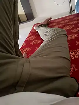 HeftyTheory7 online show from November 10, 2025, 10:47 am